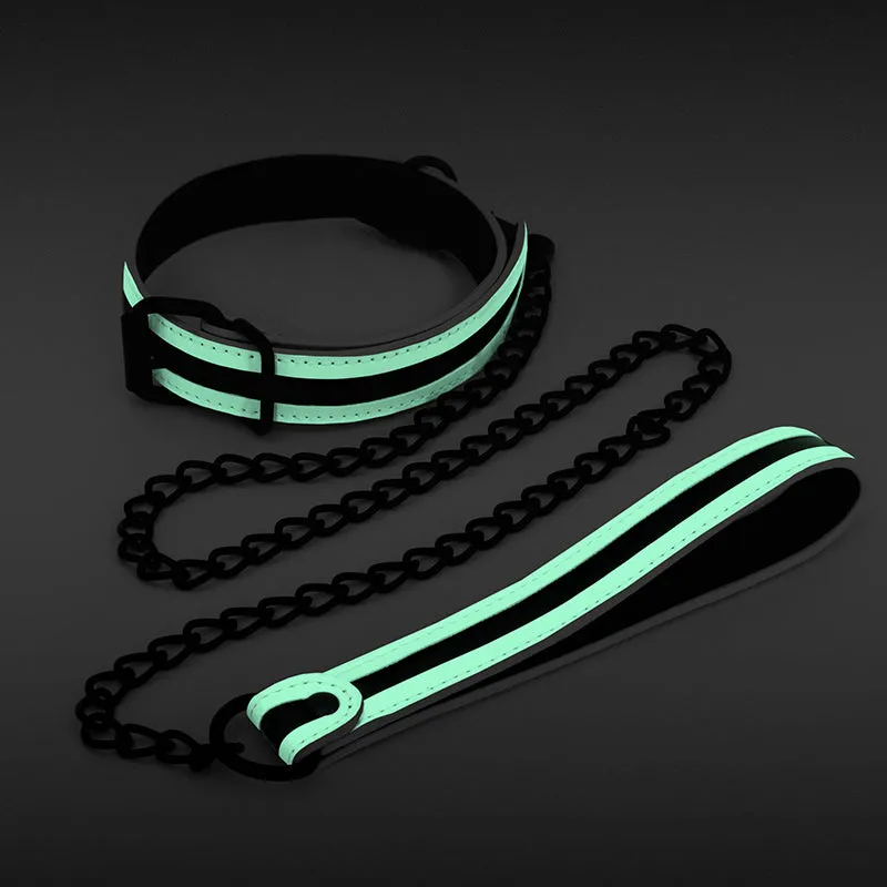 Glo Bondage Collar and Leash - Glow In The Dark